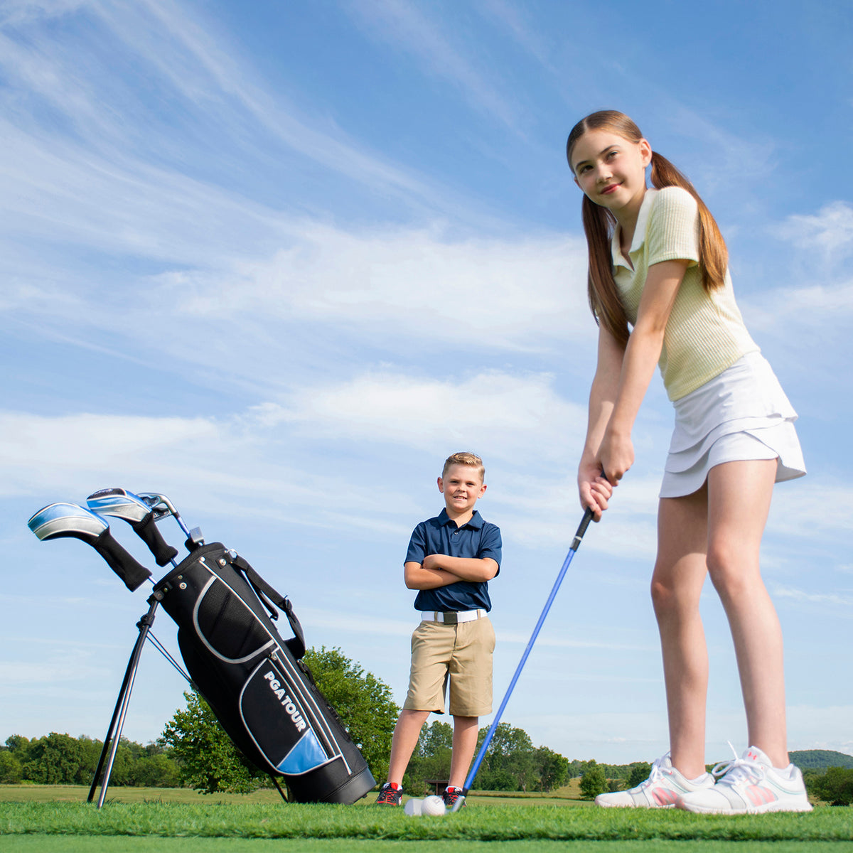 Golfgen™ PGA TOUR Youth Golf Club Set – 10-Piece Left-Handed Junior Golf Club Set for Ages 8-12 – Beginner Golf Clubs for Kids with Lightweight Stand Bag, Hybrid, Wedge & Mallet Putter